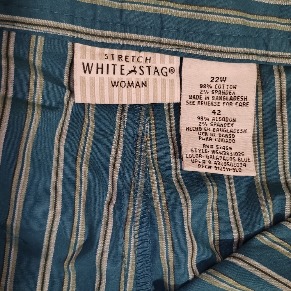 Capri Pants - Picture 2 of 4